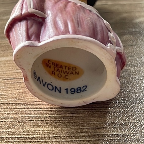 Vintage AVON American Fashion Silhouette Thimble Circa 1900 From 1982 - Picture 3 of 3